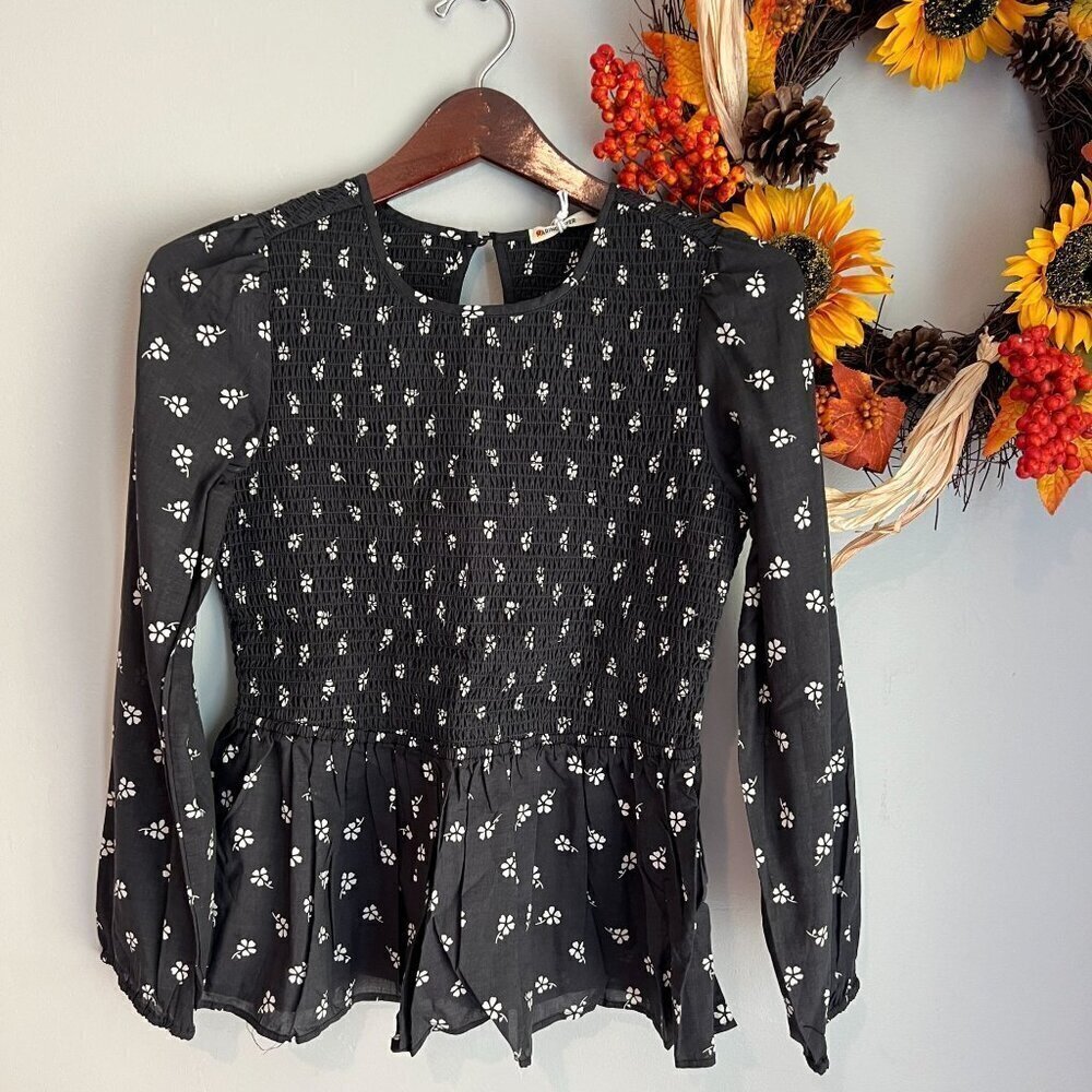 Marine Layer Gabrielle Smock Top Medium in Black Modern Ditsy